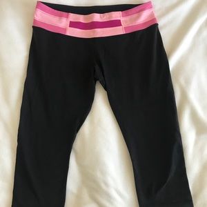 Lululemon Wonder Under crops